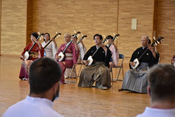 三味線の披露