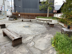 カミング広場
