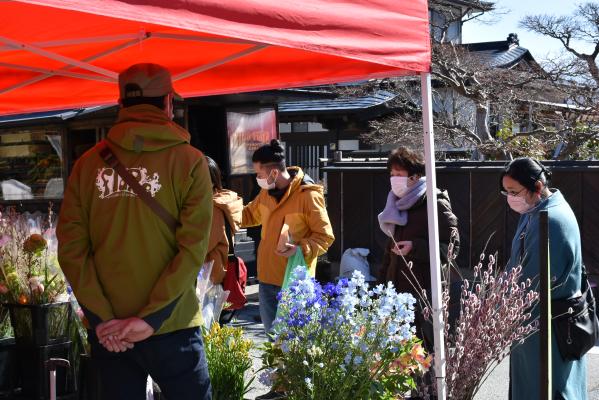 生花販売の様子