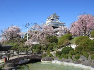 月岡公園池お城