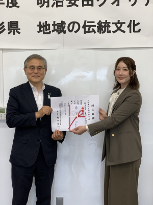 贈呈式の様子