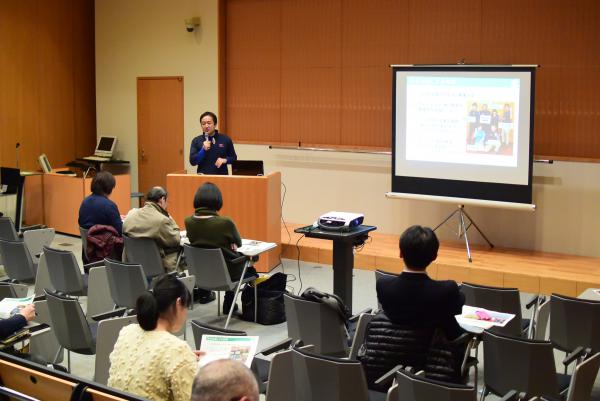 講演